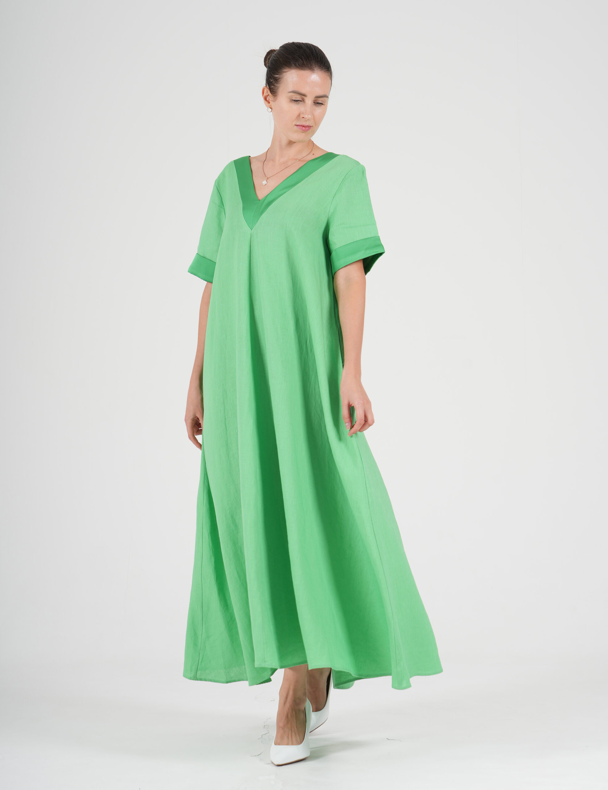 Elegant Green Linen dresses with straps of green satin